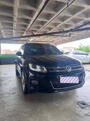 VOLKSWAGEN TIGUAN 2.0 TSI R-LINE 16V TURBO GASOLINA 4P TIPTRONIC VOLKSWAGEN TIGUAN 2.0 TSI R-LINE 16V TURBO GASOLINA 4P TIPTRONIC